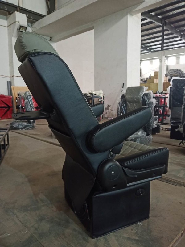 ราคาโรงงาน Custom Luxury Leather Sprinter Van Seats สําหรับรถตู้รถยนต์ Limousine